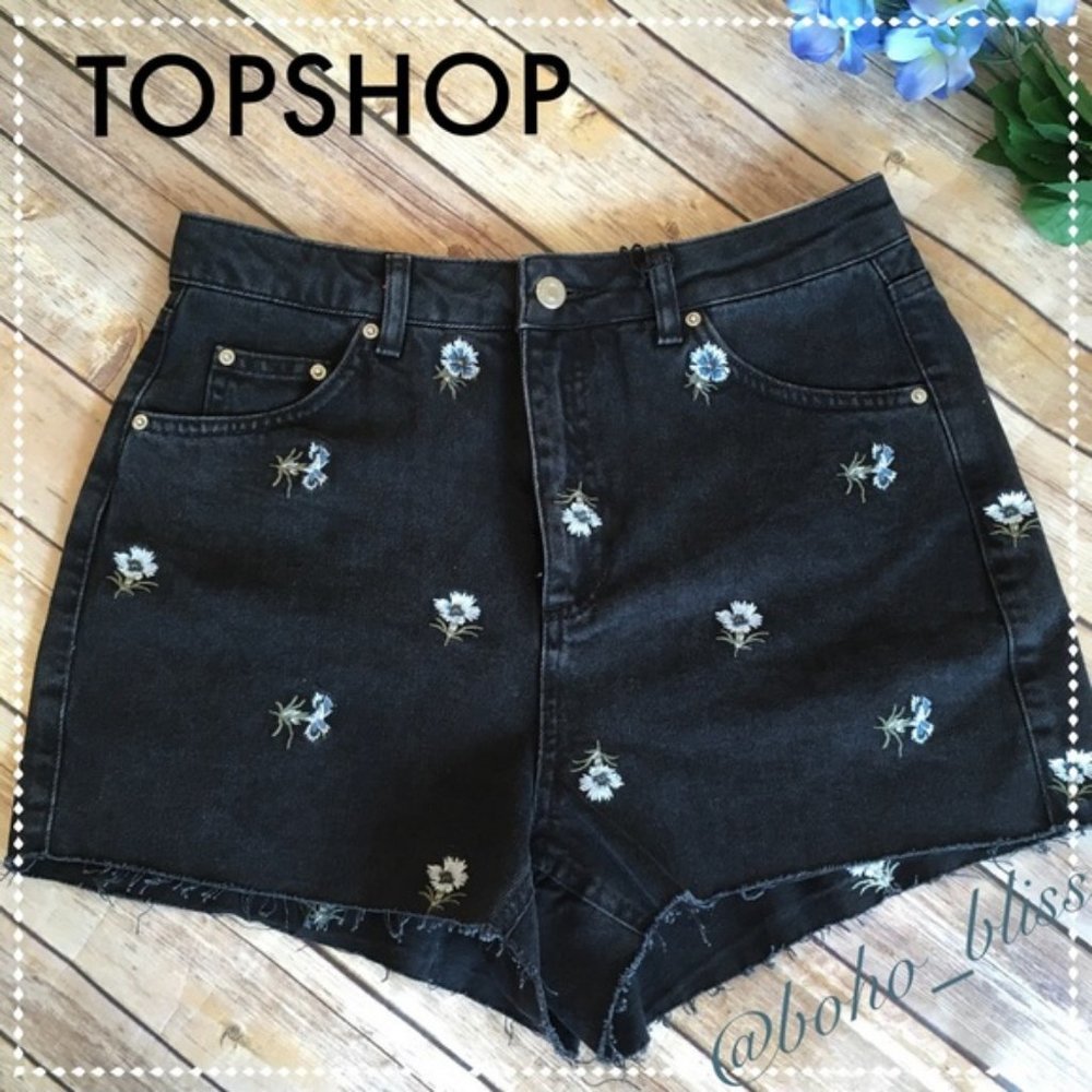 TOPSHOP High Waisted Embroidered Floral Shorts Distressed Black Denim NWT - Picture 2 of 5
